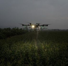 DJI-Agras-T30-dronas-purskimui